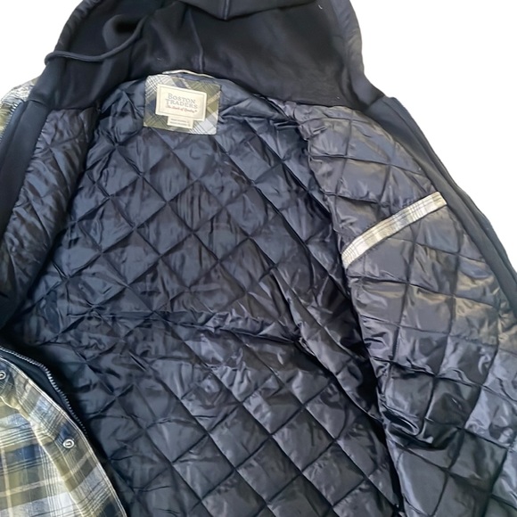 Boston Traders  - Quilted Lining Flannel Hoodie Shirt Jacket - Picture 4 of 7